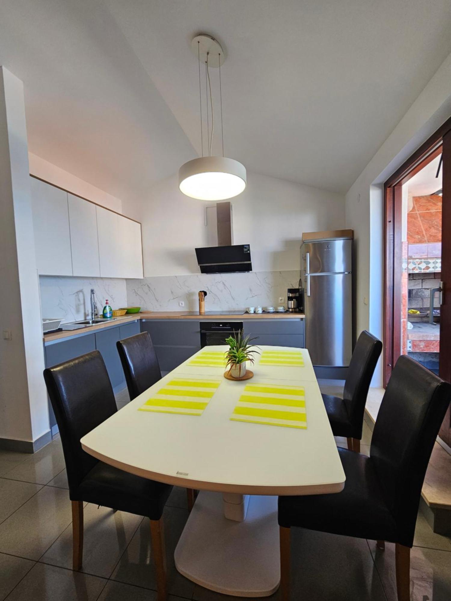Apartman Sea View Vantacici Exterior photo
